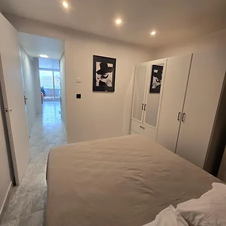 307 Cap D'agde Naturiste T2 Dernier Etage Avec Garage * Agde